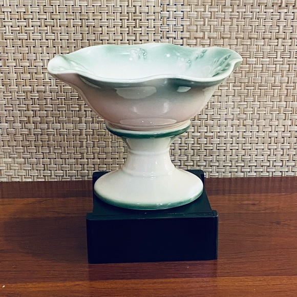 🇺🇸🌟HP🌟VTG 1950-60s Glazed Ceramic Butterfly Pedestal Bowl Made in USA - Picture 3 of 10